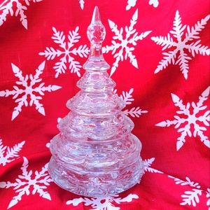 Noel by Fifth Avenue Crystal Lidded Christmas Tree 10.5 inches tall